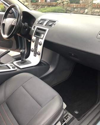 Volvo C30 cena 18300 przebieg: 337032, rok produkcji 2010 z Glinojeck małe 106